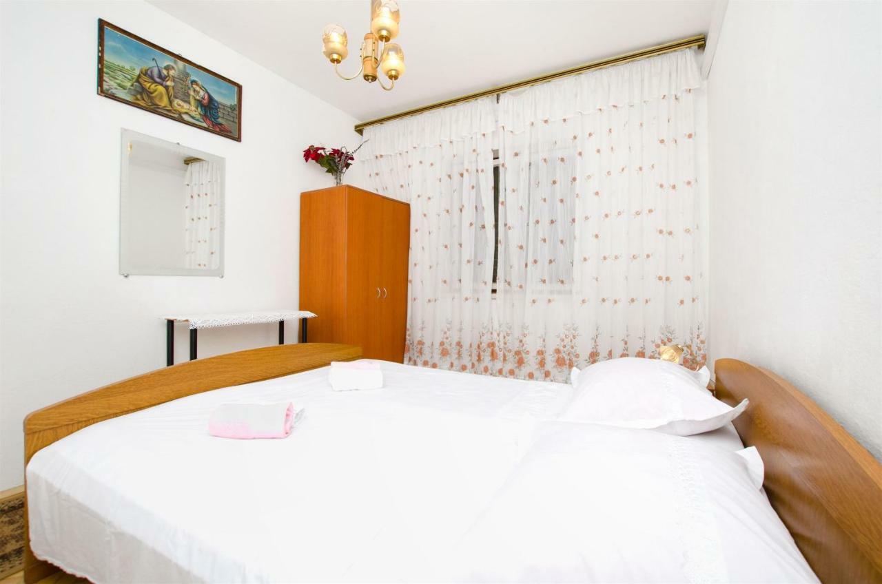 Apartments Ban Dugi Rat Oda fotoğraf